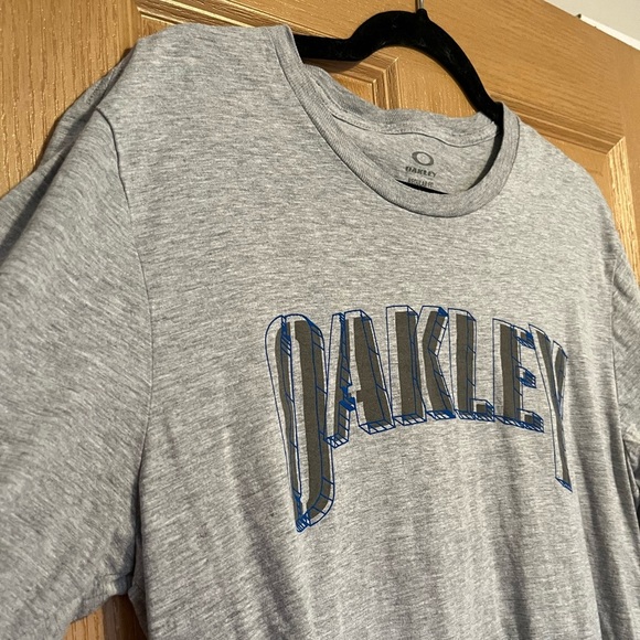 Oakley Men's Long Sleeve Graphic Tee - Picture 5 of 8